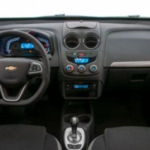 chevrolet agile  pics
