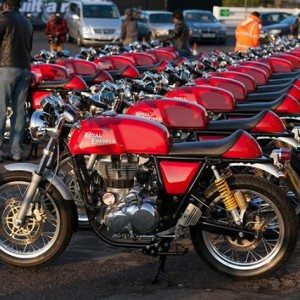 royal enfield gt launch in india pics