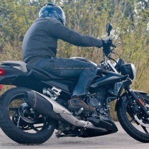 triumph entry level motorcycle india