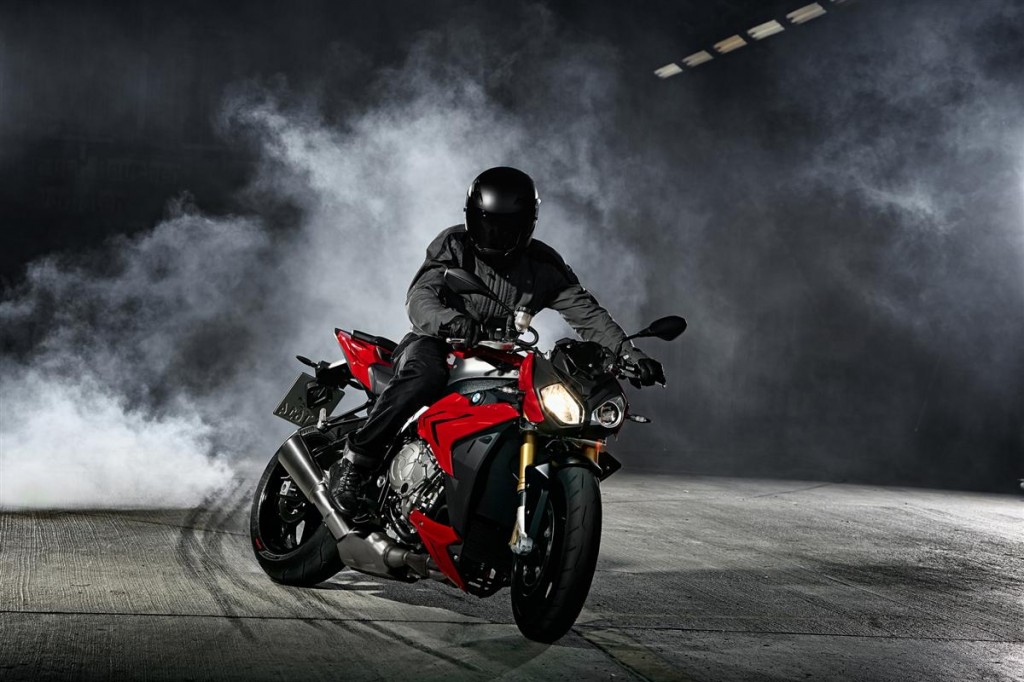 2014 BMW S1000R-12