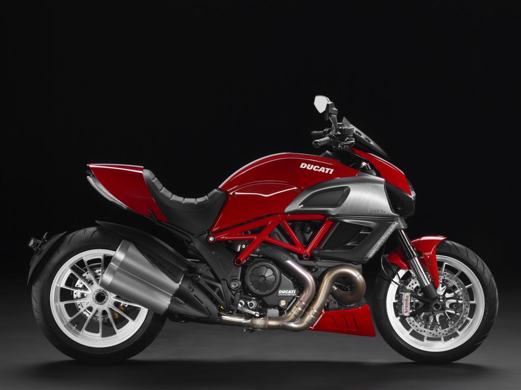 2014 Ducati Diavel-2