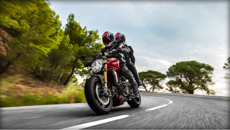 2014 Ducati Monster 1200S (17)