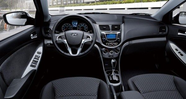 2014-Hyundai-Accent-Venra-USA-Pics- (4)