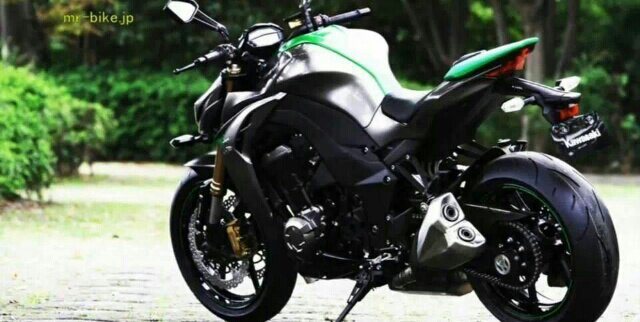 2014 Kawasaki Z1000 (4)