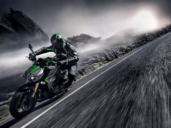 2014-Kawasaki-Z1000-India-Launch- (1)