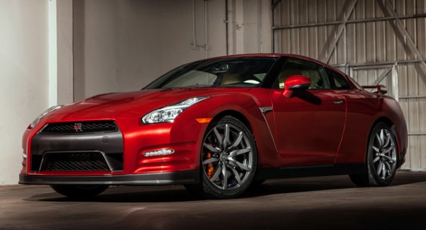 2015-nissan-gt-r