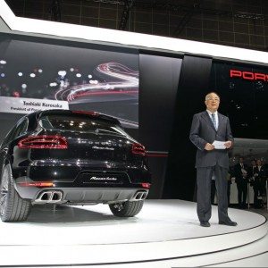 Porsche Macan Asia Premiere Tokyo Motorshow  with Toshiaki Kurosaka  President Porsche Japan