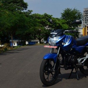 Bajaj Discover M Review Pics Specs