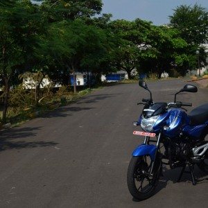 Bajaj Discover M Review Pics Specs