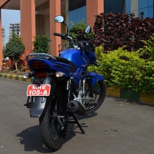 Bajaj Discover M Review Pics Specs