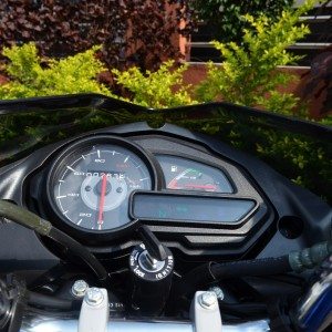 Bajaj Discover M Review Pics Specs