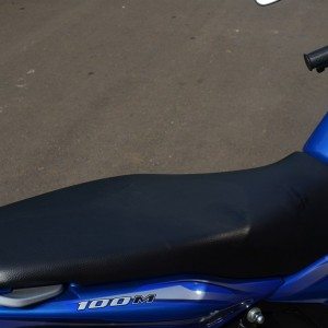 Bajaj Discover M Review Pics Specs