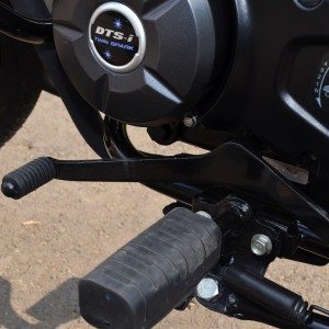 Bajaj Discover M Review Pics Specs