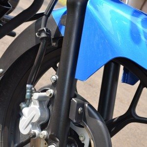 Bajaj Discover M Review Pics Specs