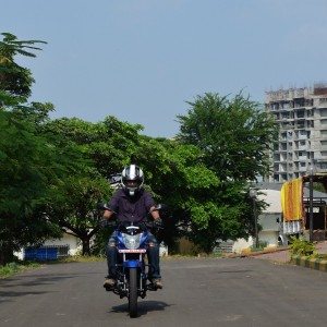 Bajaj Discover M Review Pics Specs