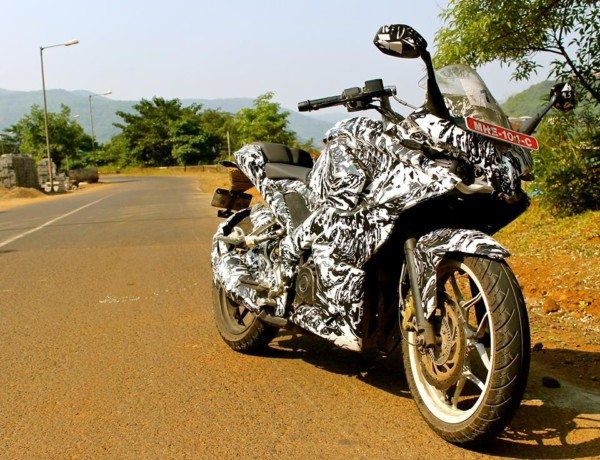 Bajaj-Pulsar-200SS-pics- (9)