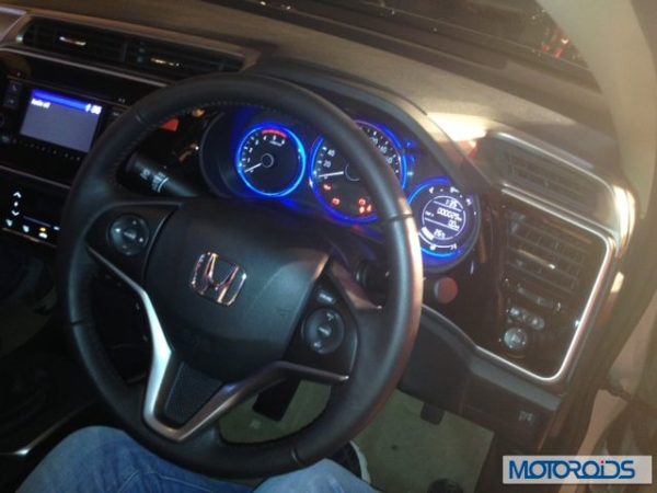 New 2014 Honda City dashboard and instrument panel (1)