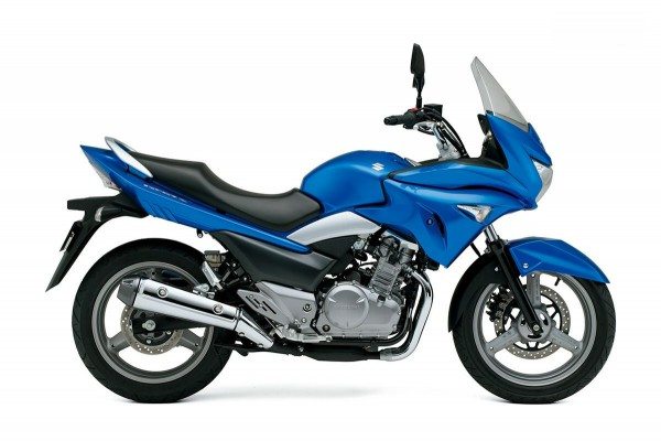 New Suzuki GSR250S (1)