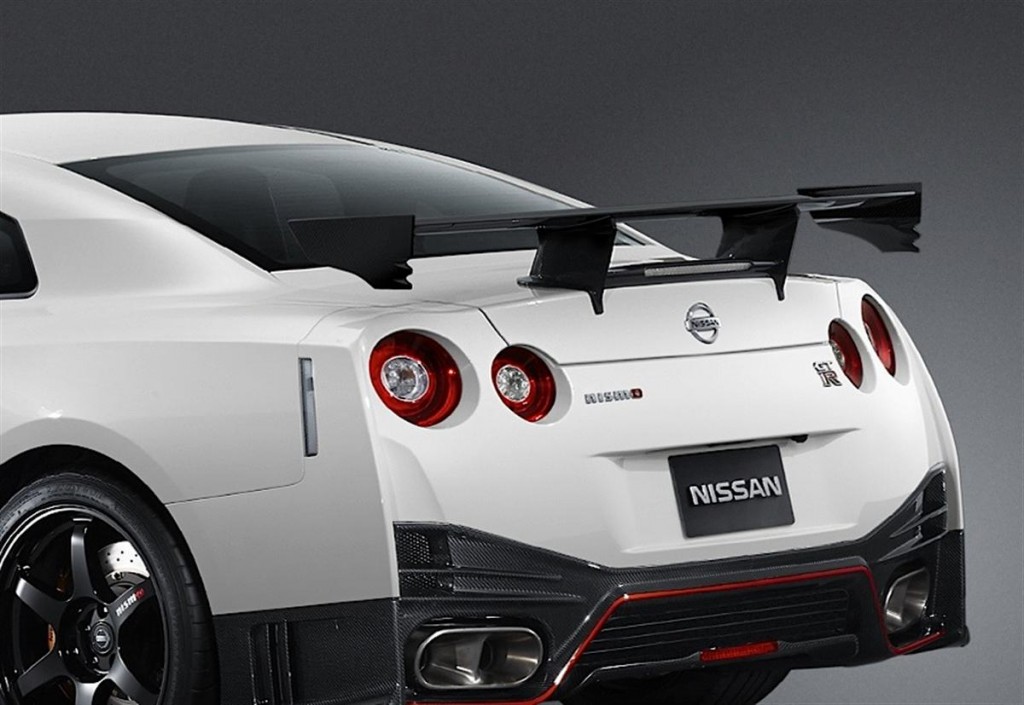 Nissan GT-R Nismo-4