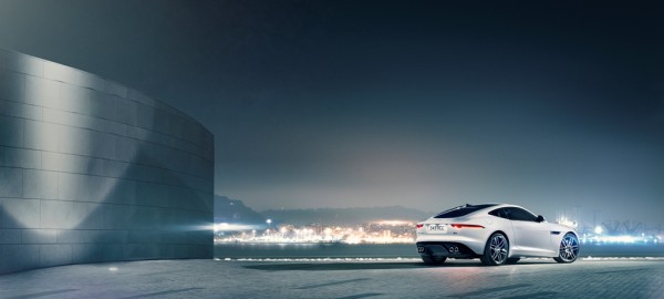 jag_f-type_r_coupé_polaris_image_201113_01