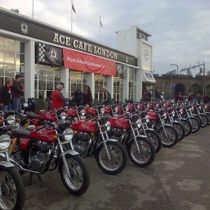 royal enfield gt launch in india pics price