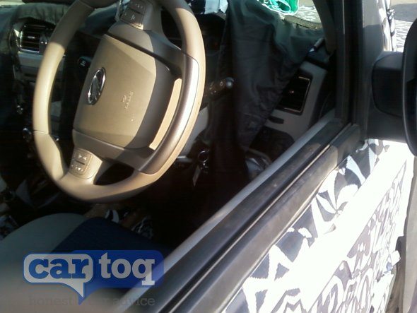 Mahindra Scorpio facelift interiors pics