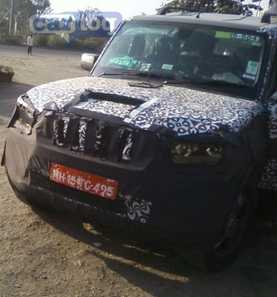 2014-Mahindra-scorpio-spy-shot-13