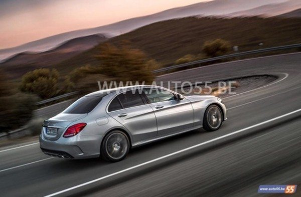 2015-Mercedes-Benz-C-Class-Pics-2