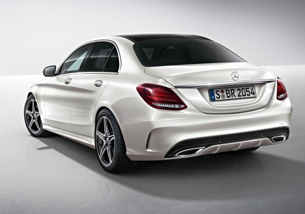 2015-Mercedes-C-Class-AMG-Line-pics-2