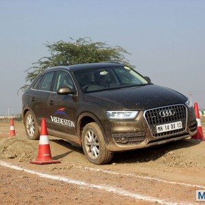 Apollo Vredestein tyre review test at BIC in Audi cars