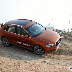 Apollo Vredestein tyre review test at BIC in Audi cars