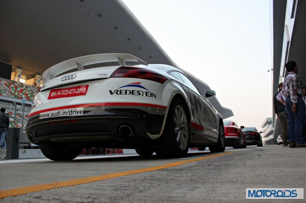 Apollo Vredestein  tyre review test at BIC in Audi cars (28)