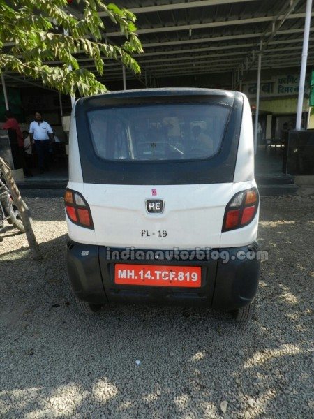 Bajaj-RE60-pics-4