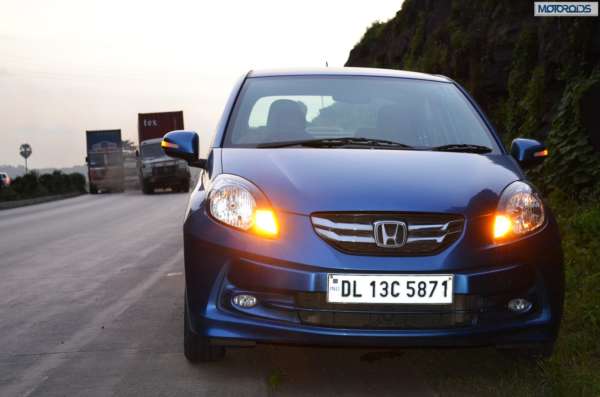 Honda-Amaze-1 (144)