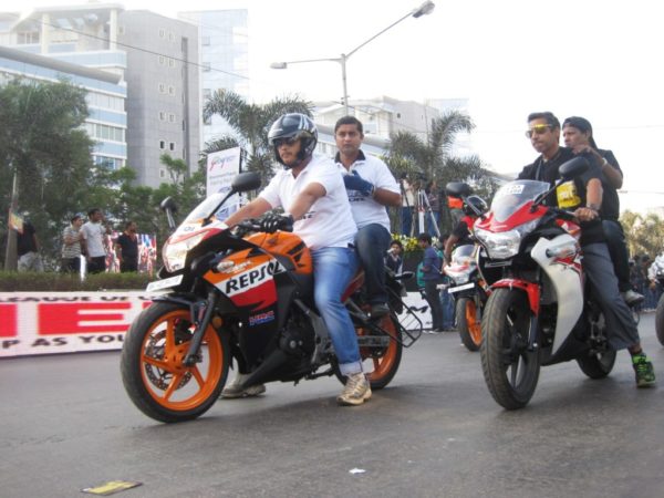 Honda CBR 250R Tour de India