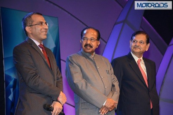 L to R - Mr. Vivek Law, Mr. Veerappa Moily & Mr. Gajendra Haldea