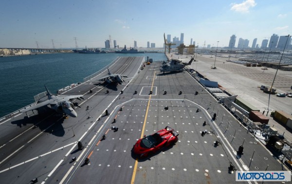 Lamborghini Veneno official World Premier Italian aircraft carrier (1)