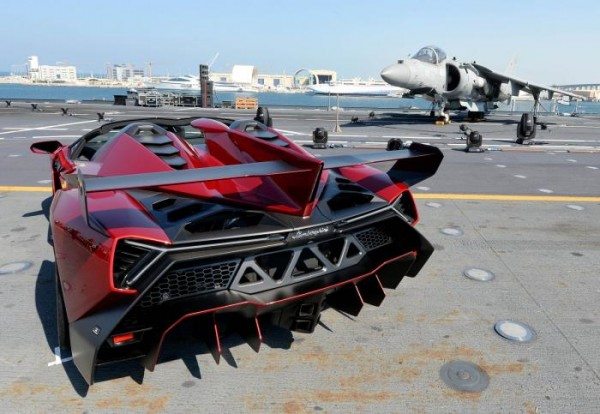 lamborghini-veneno-roadster-pics