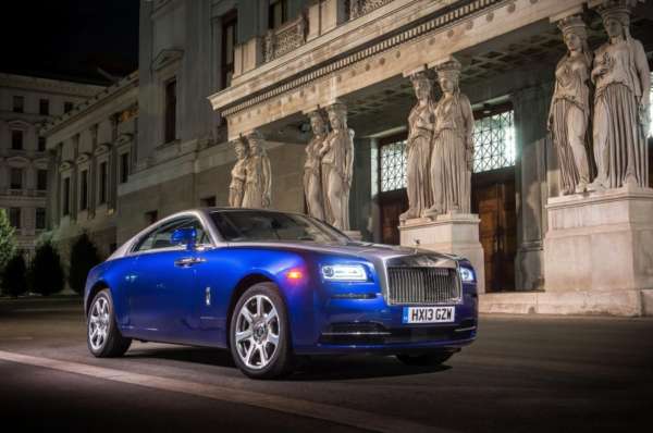 rolls-royce-wraith-rather-splendid-motor-car-of-the-year-2013