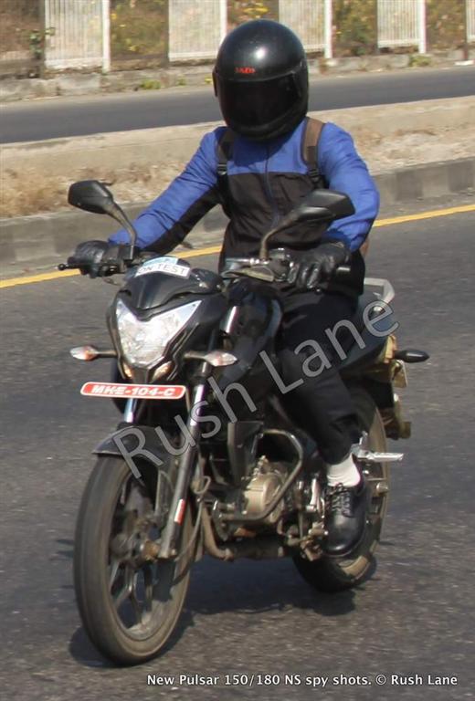 2014 Bajaj Pulsar 150NS (3)