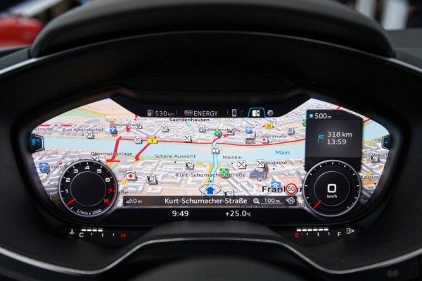 2015-Audi-TT-dashboard-ces-pics-2