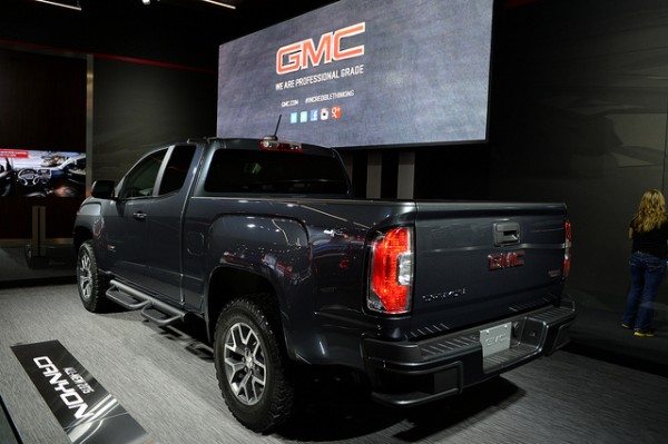 2015-gmc-canyon-3