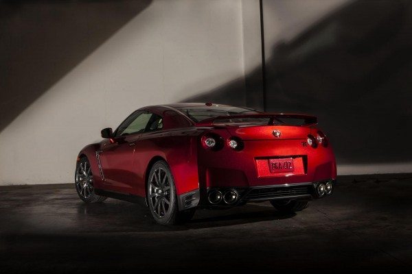 2015-nissan-gtr-pics (3)