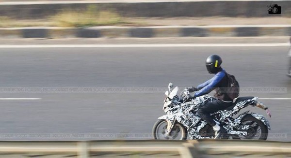 Bajaj-Pulsar-200SS-images-launch-1