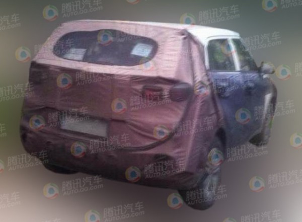 Hyundai-Mini-SUV-spy-pics-3