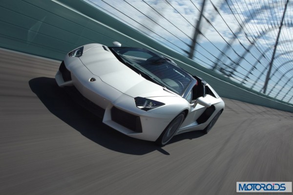 Lamborghini Aventador Roadster LP 700-4