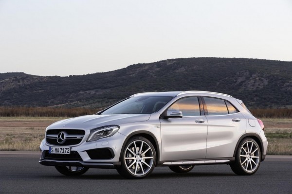 Mercedes-GLA-45-AMG-2