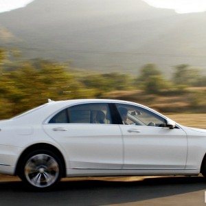 New  Mercedes S Class S Action shots