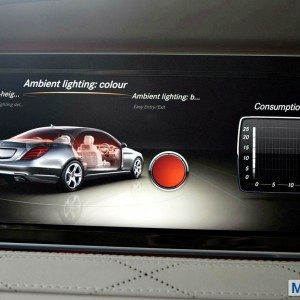 New  Mercedes S Class S screen menus