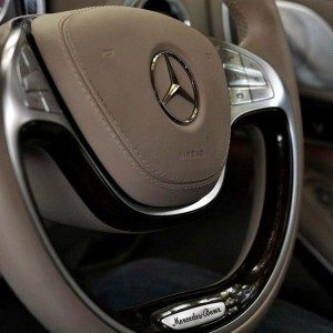 New  Mercedes S Class functions and features